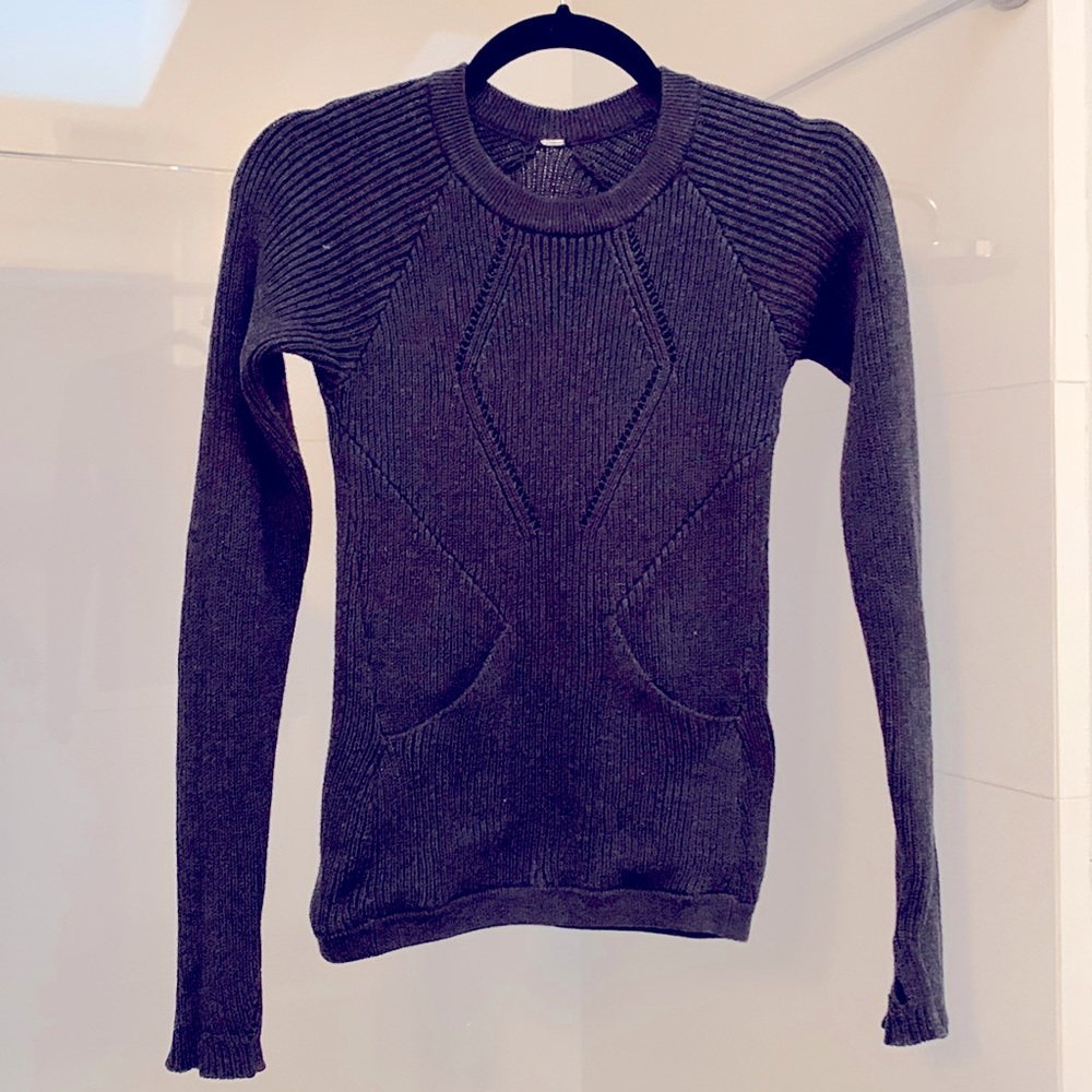 Lululemon The Sweater The Better sz 2 dark gray with pockets